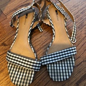 Gingham sandals